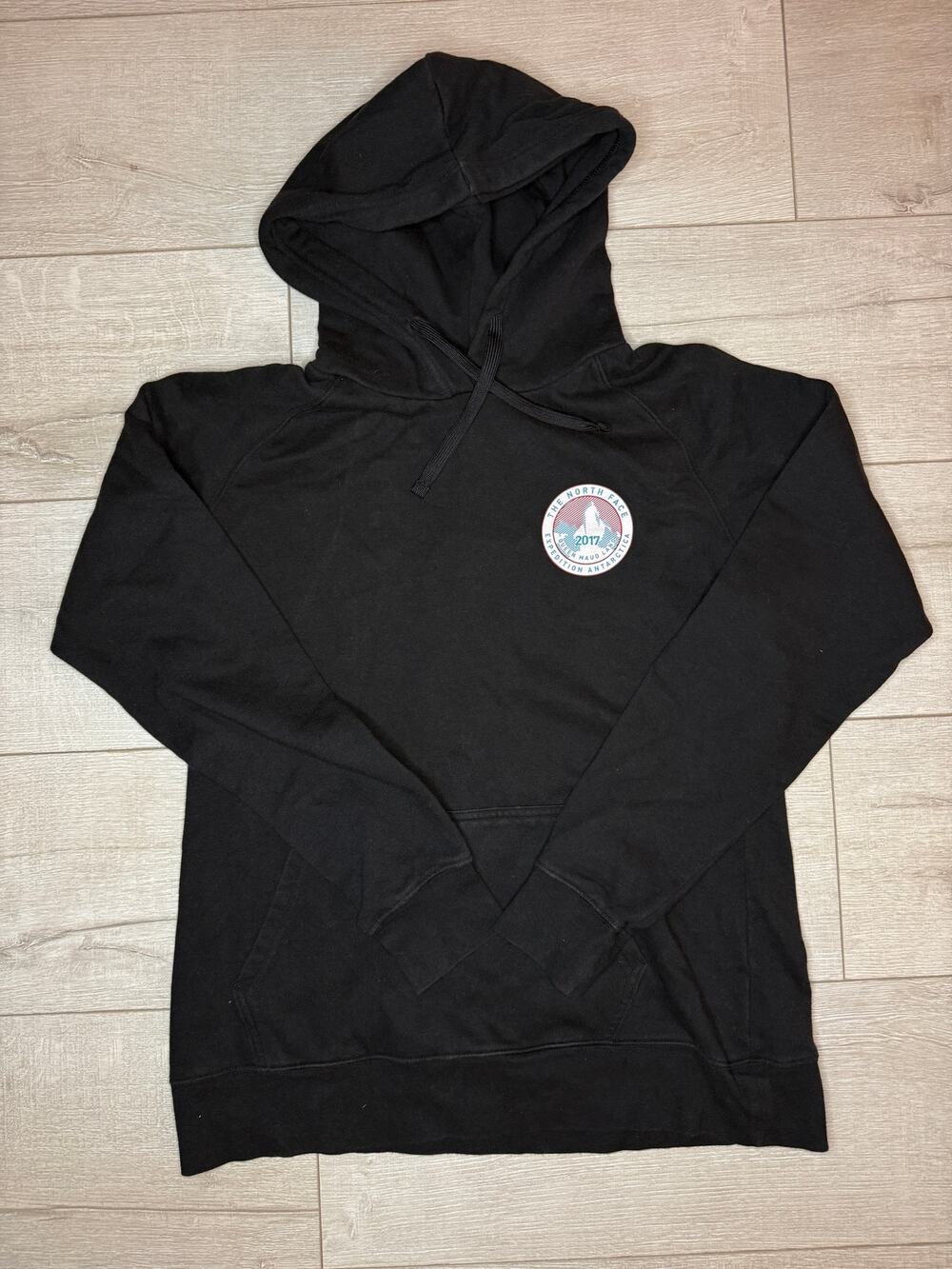 The North Face Expedition Antarctica 2017 Hoodie Black Womens Medium NF0A3WV3